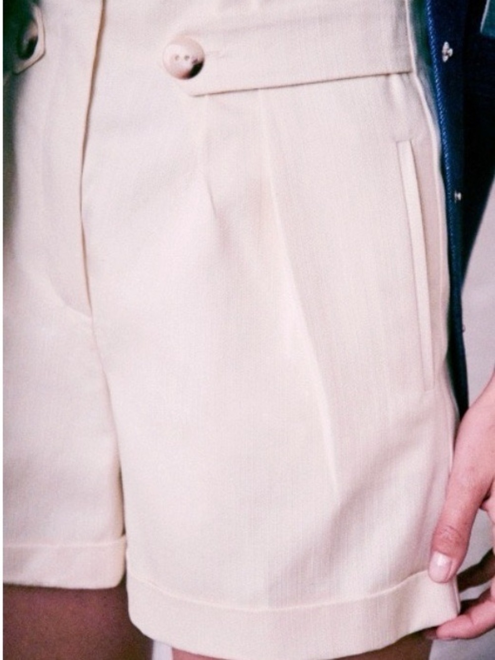 Sezane Cream High-Waist Tailored Shorts
